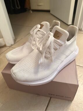 adidas White Knit Lace-Up Sneakers with Subtle Gold Logo